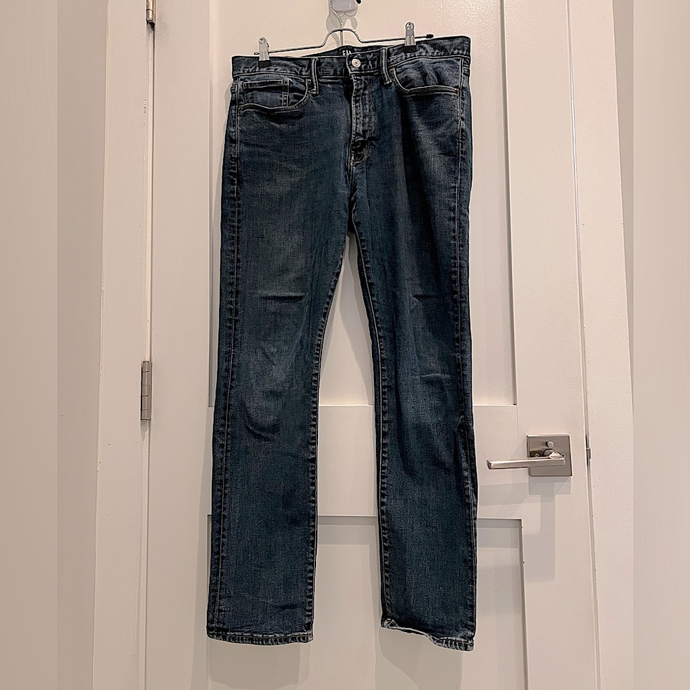 Gap denim skinny men’s jeans size 32/30 (waist/length)